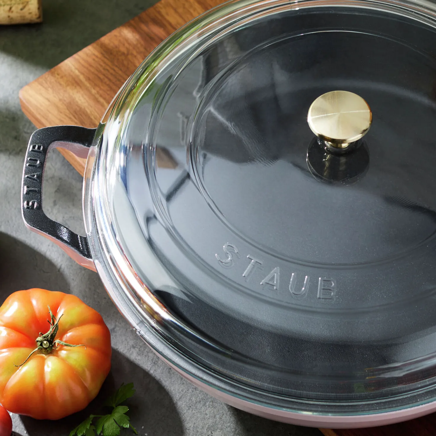 3.5 qt, Braiser With Glass Lid, Pink Peony