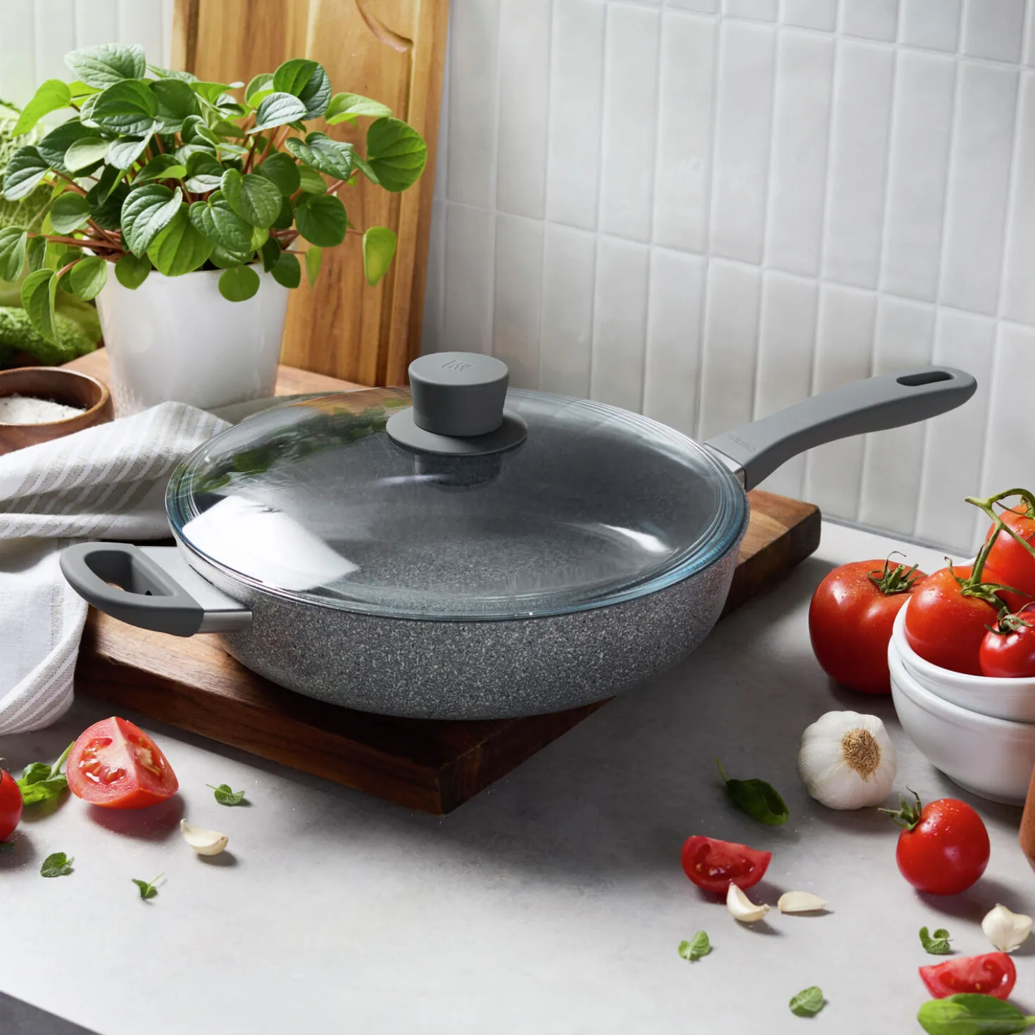 3.9 qt Ceramic Nonstick Sauté Pan With Lid And Helper Handle, Aluminum