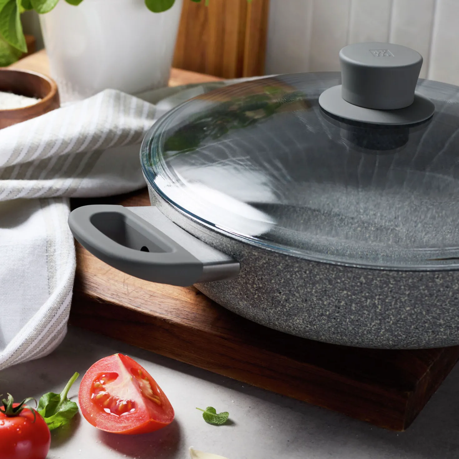 3.9 qt Ceramic Nonstick Sauté Pan With Lid And Helper Handle, Aluminum