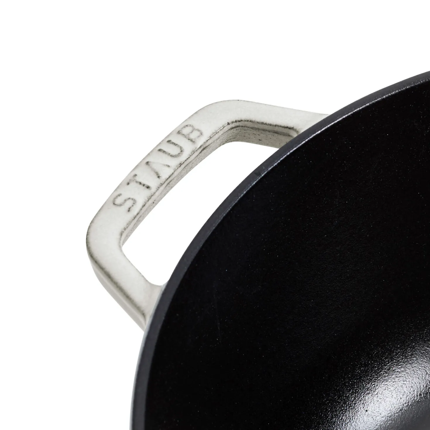 5.25 qt, Essential French Oven, white truffle