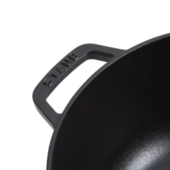 5.25 qt, Essential French Oven, black matte