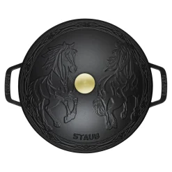 5.25 qt, Essential French Oven with Horse Lid, black matte