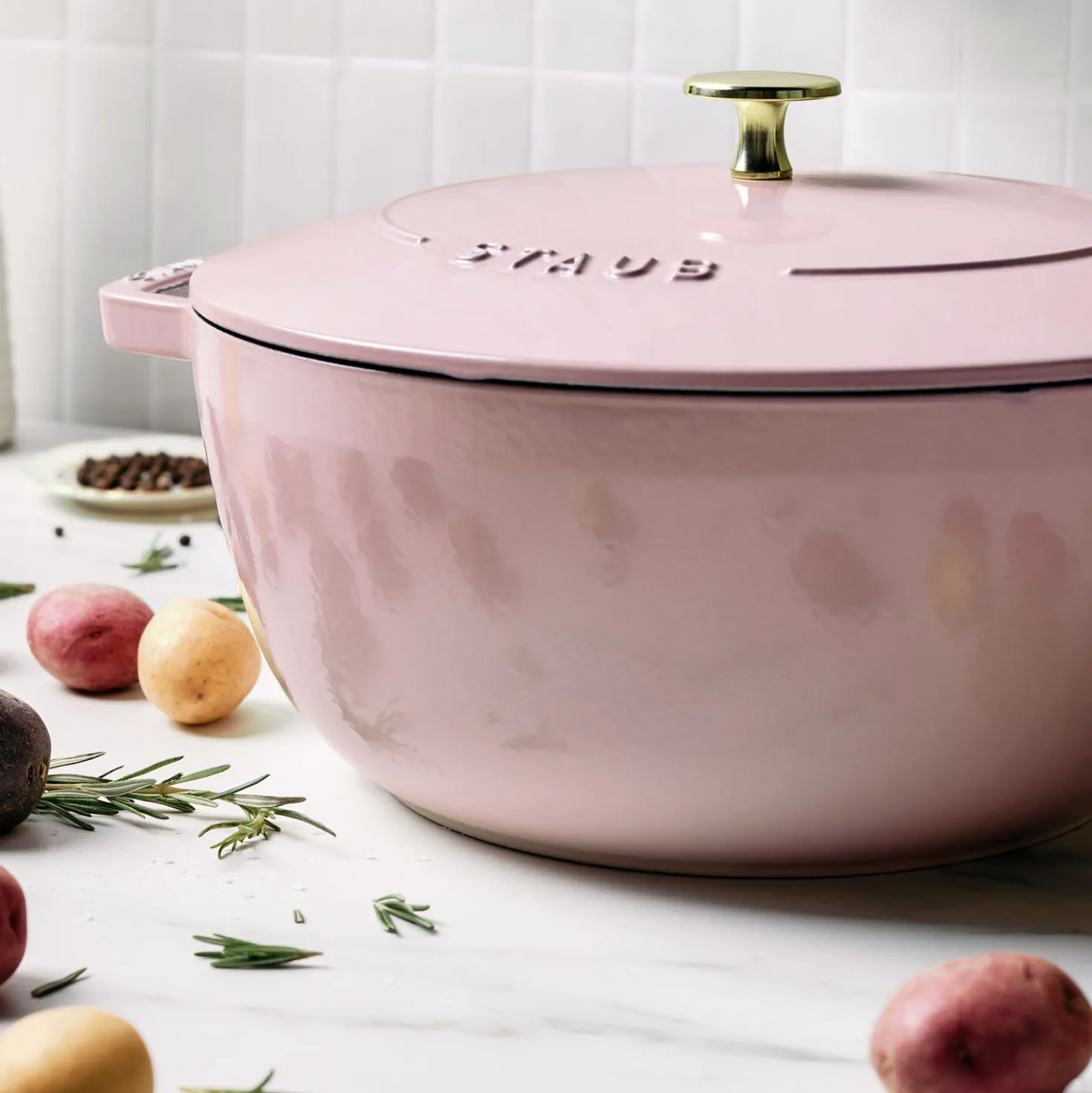 5.25 qt, Essential French Oven, Pink Peony - Factory Second