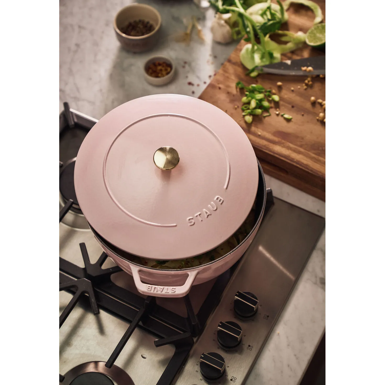 5.25 qt, Essential French Oven, Pink Peony - Factory Second