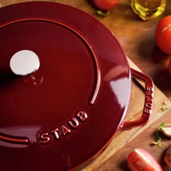 5.25 qt, Essential French Oven, grenadine