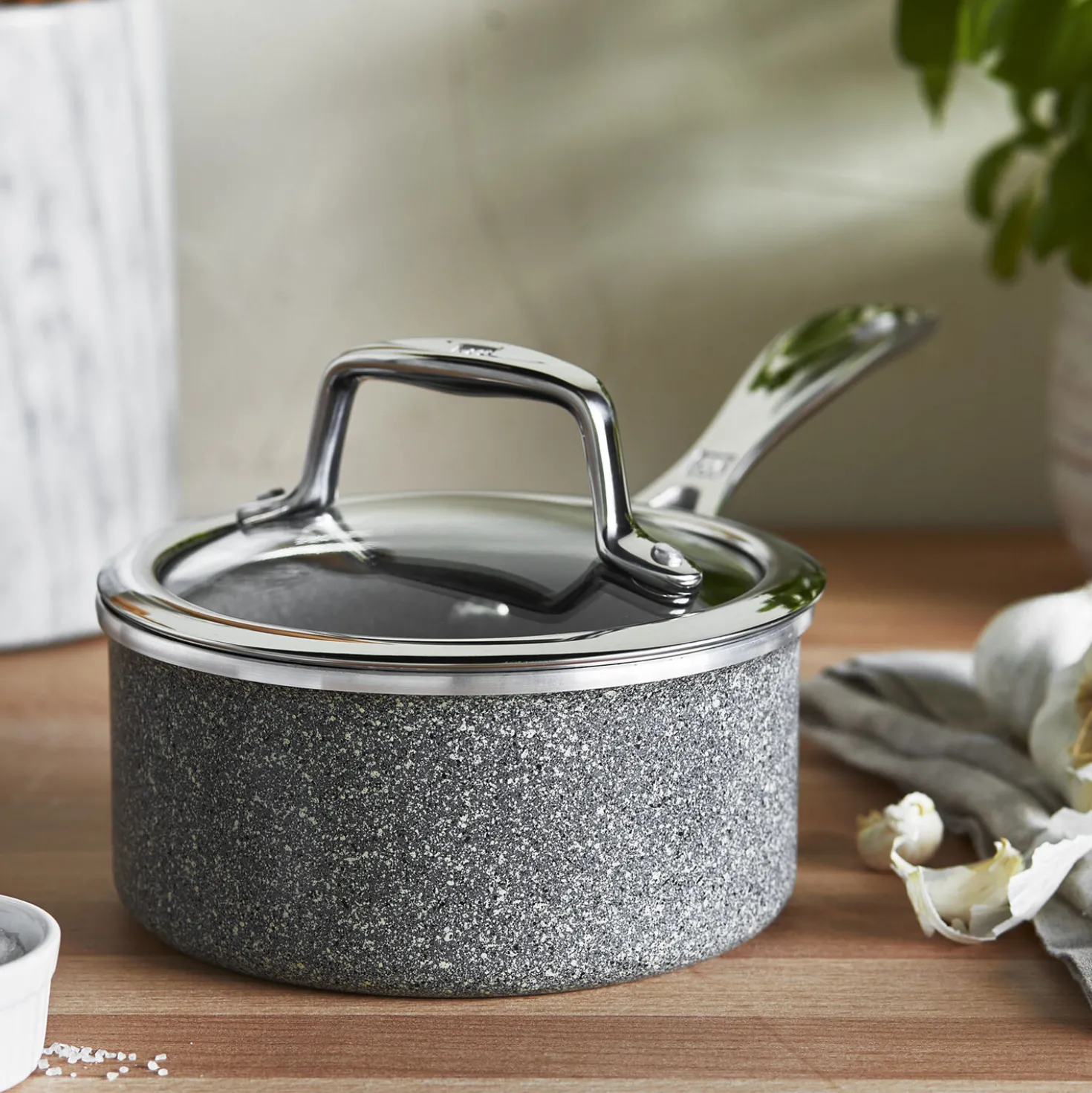 1 qt Nonstick Saucepan, Aluminum