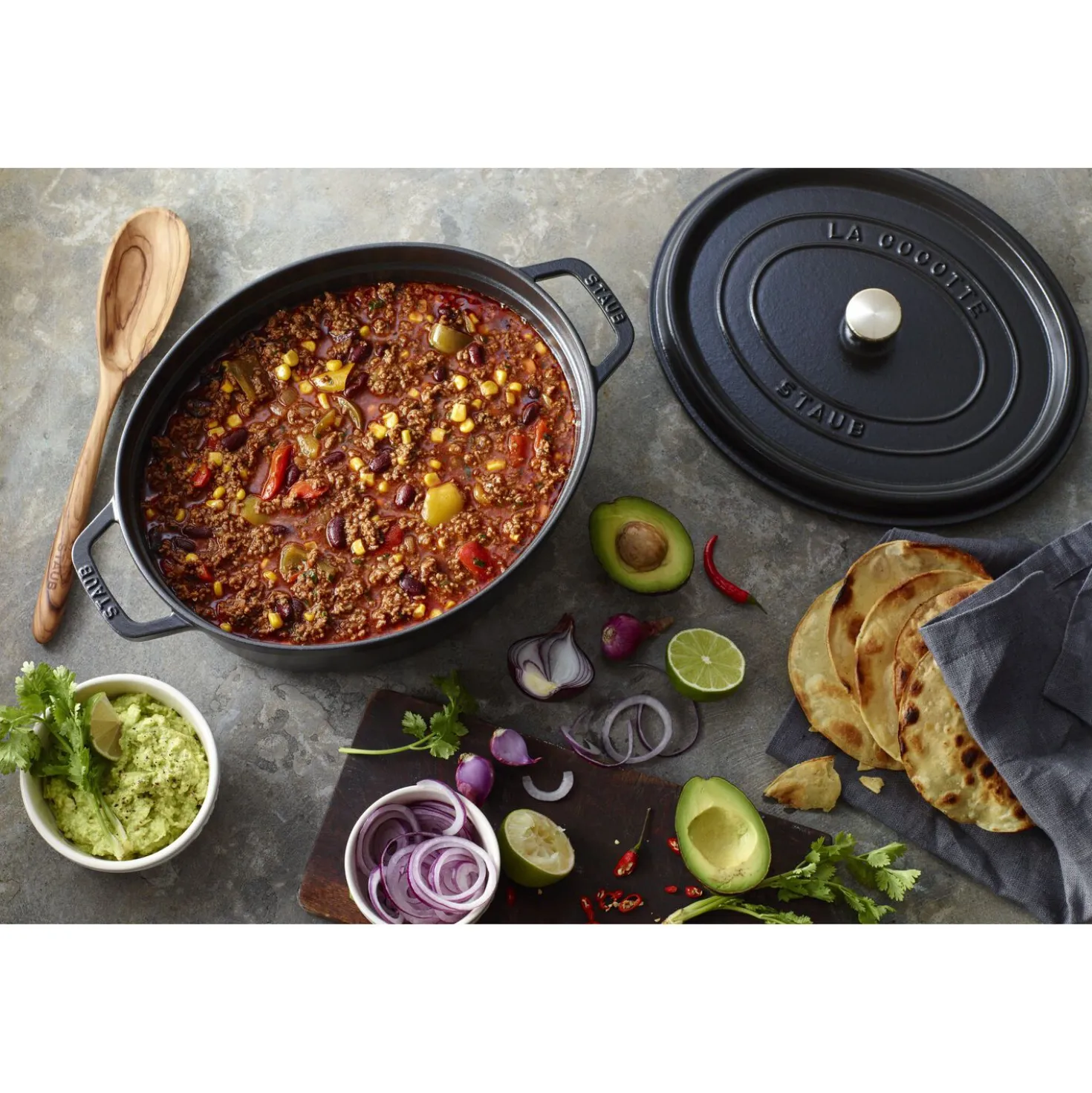 5.75 qt, Oval, Dutch Oven, Black Matte