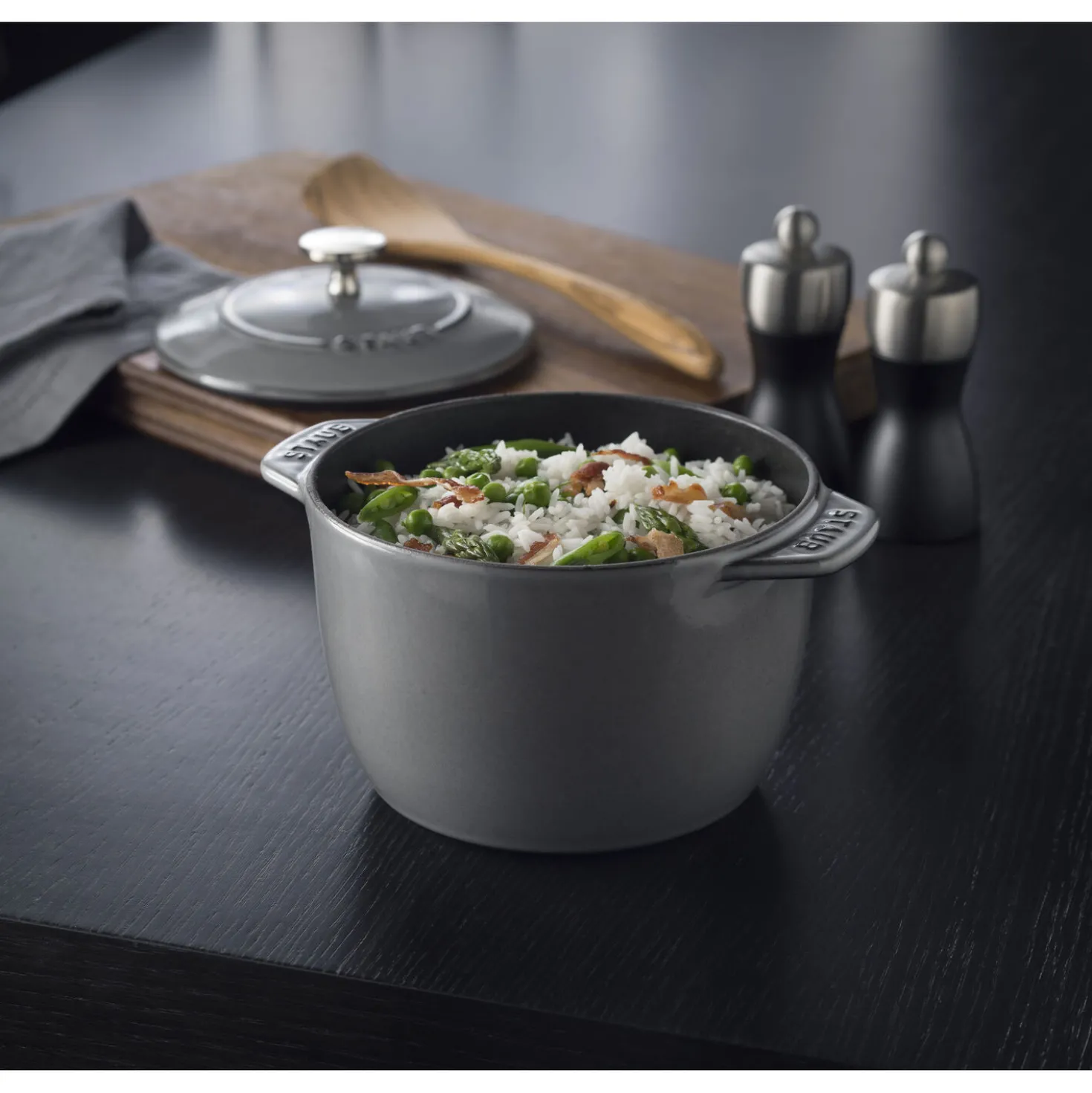 1.5 qt, Petite French Oven, graphite grey