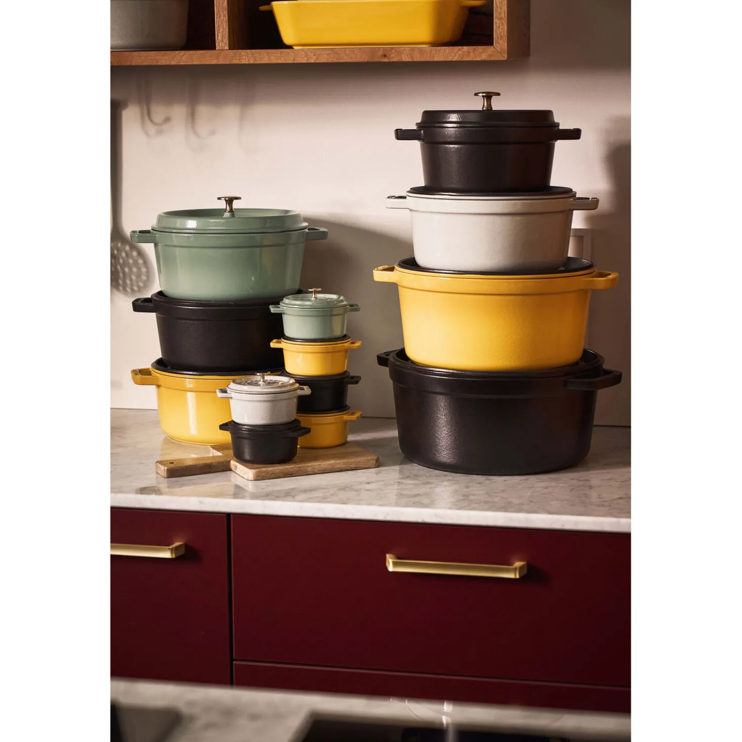 7 qt, Round, Dutch Oven, Black Matte