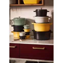 8.75 qt, Round, Dutch Oven, Black Matte
