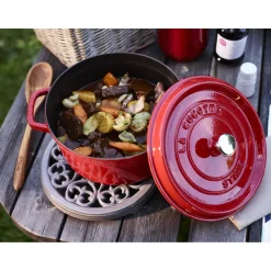 8.75 qt, Round, Dutch Oven, Cherry