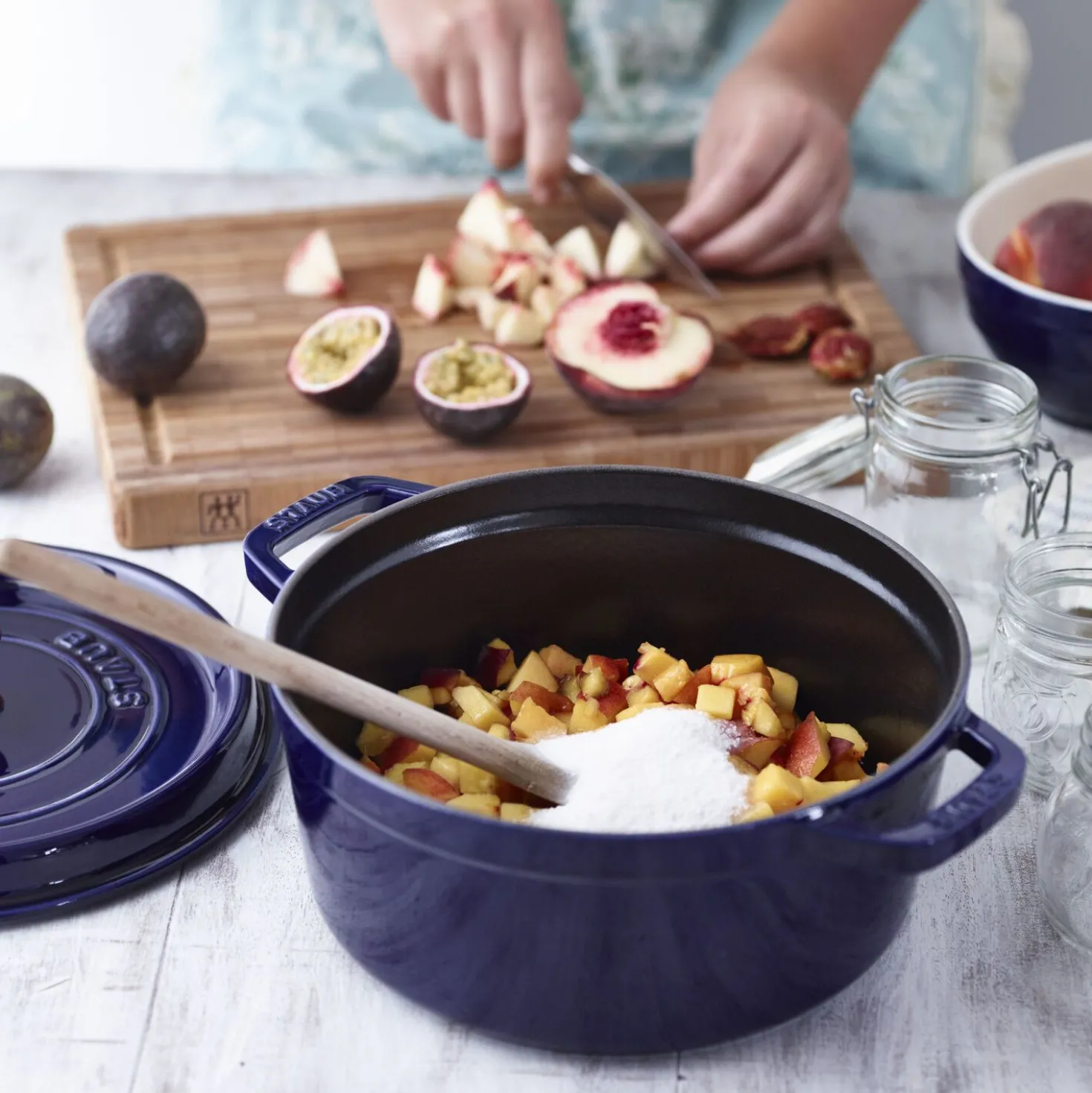 4 qt, Round, Dutch Oven, Dark Blue