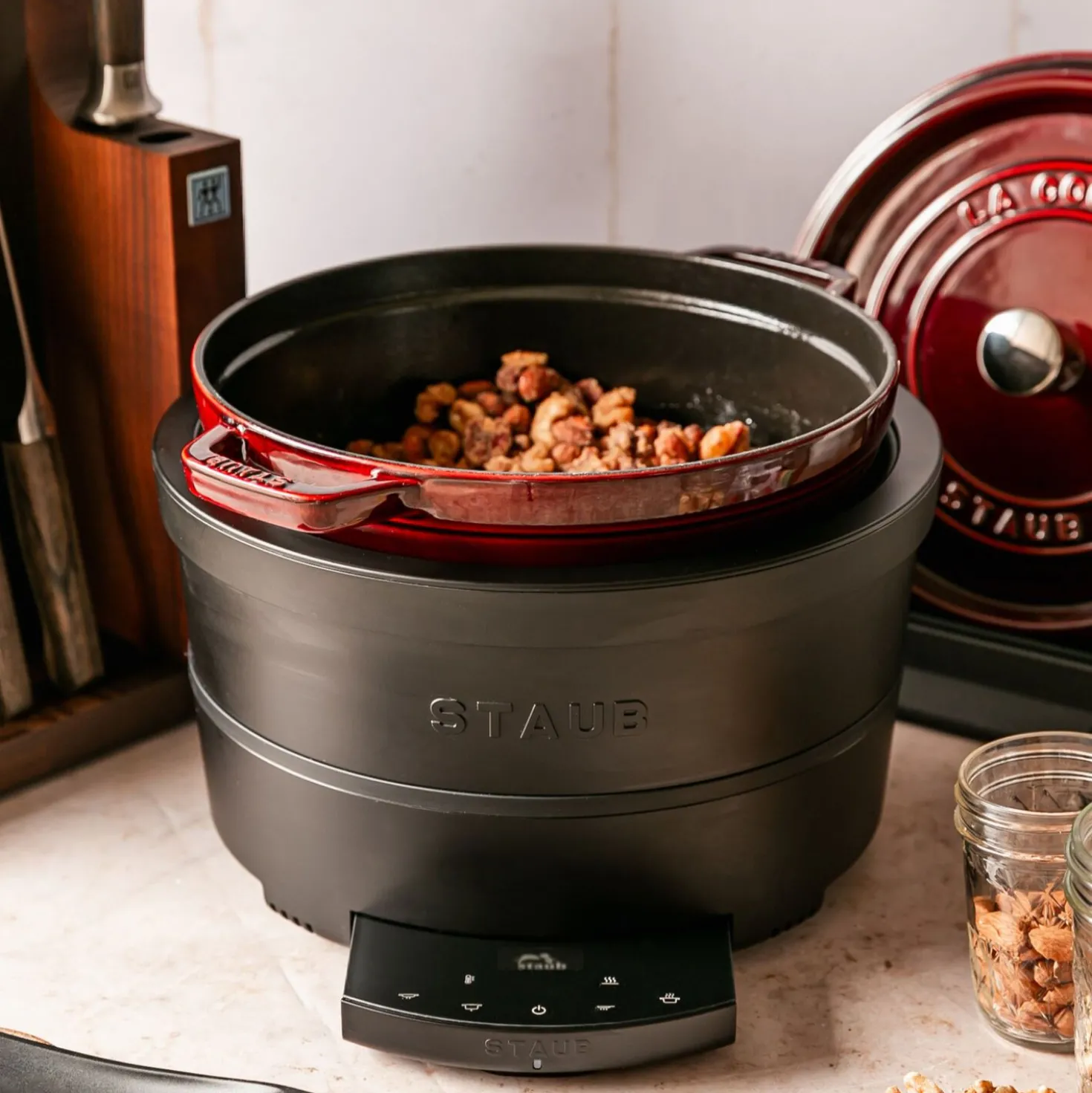 4 qt, Round, Dutch Oven, Grenadine
