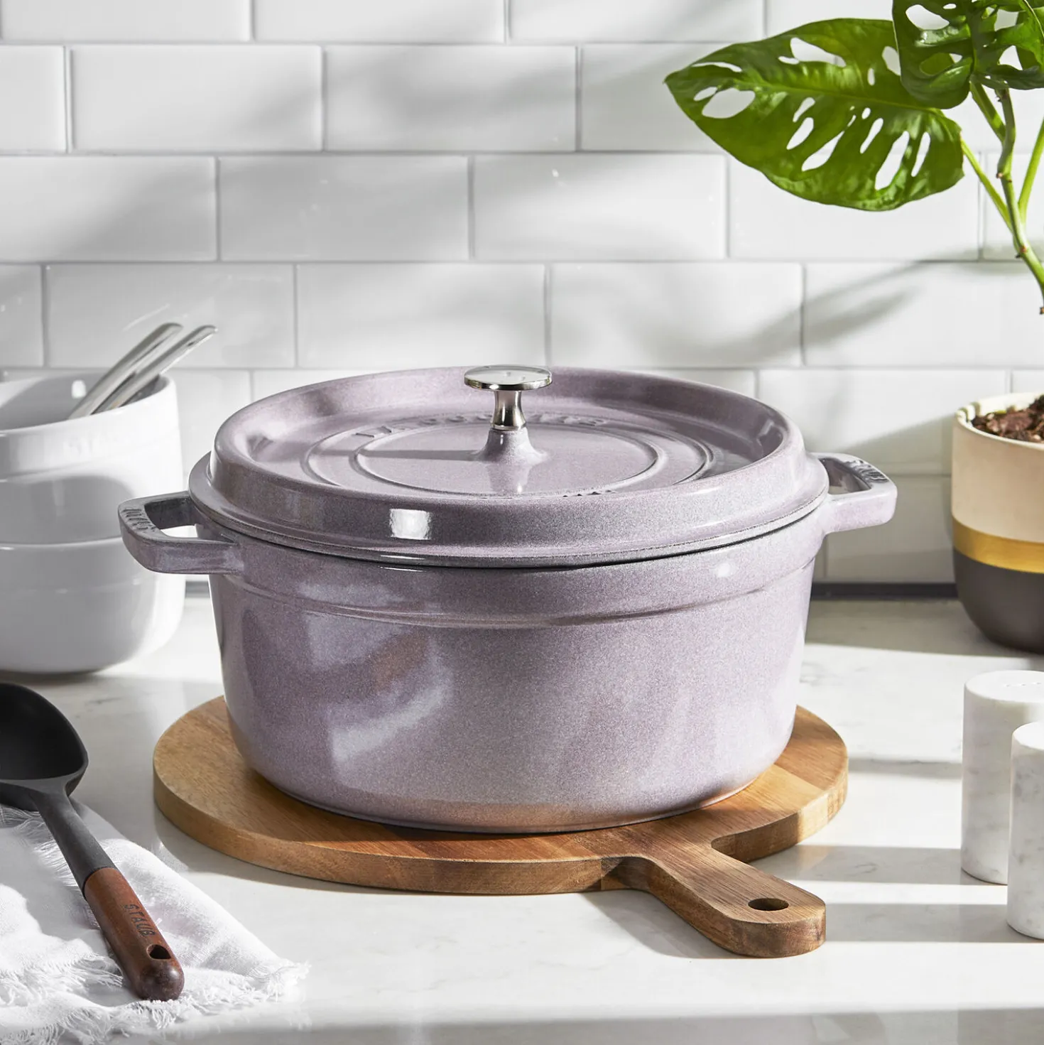 5.5 qt, Round, Dutch Oven, Lilac