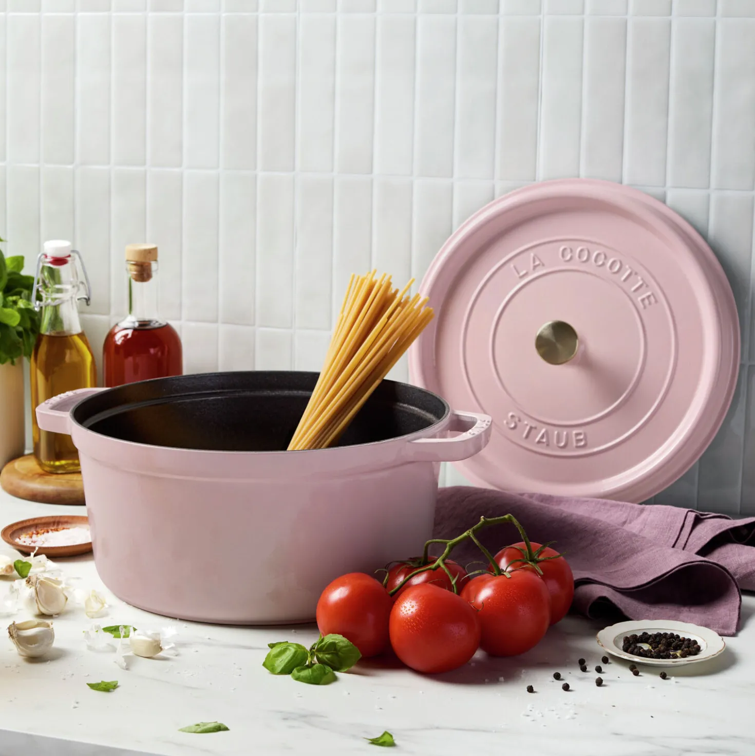7 qt, Round, Dutch Oven, Pink Peony