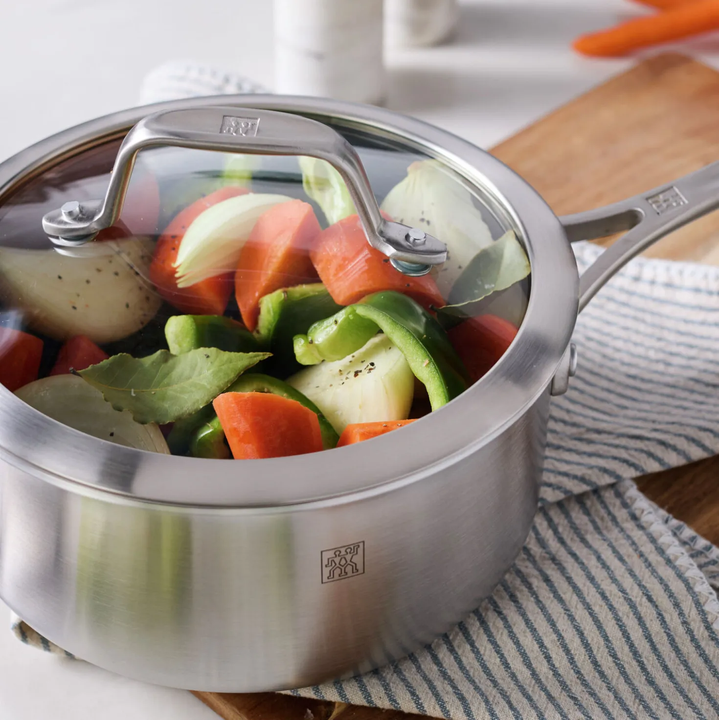 2 qt, Stainless Steel, Sauce Pan