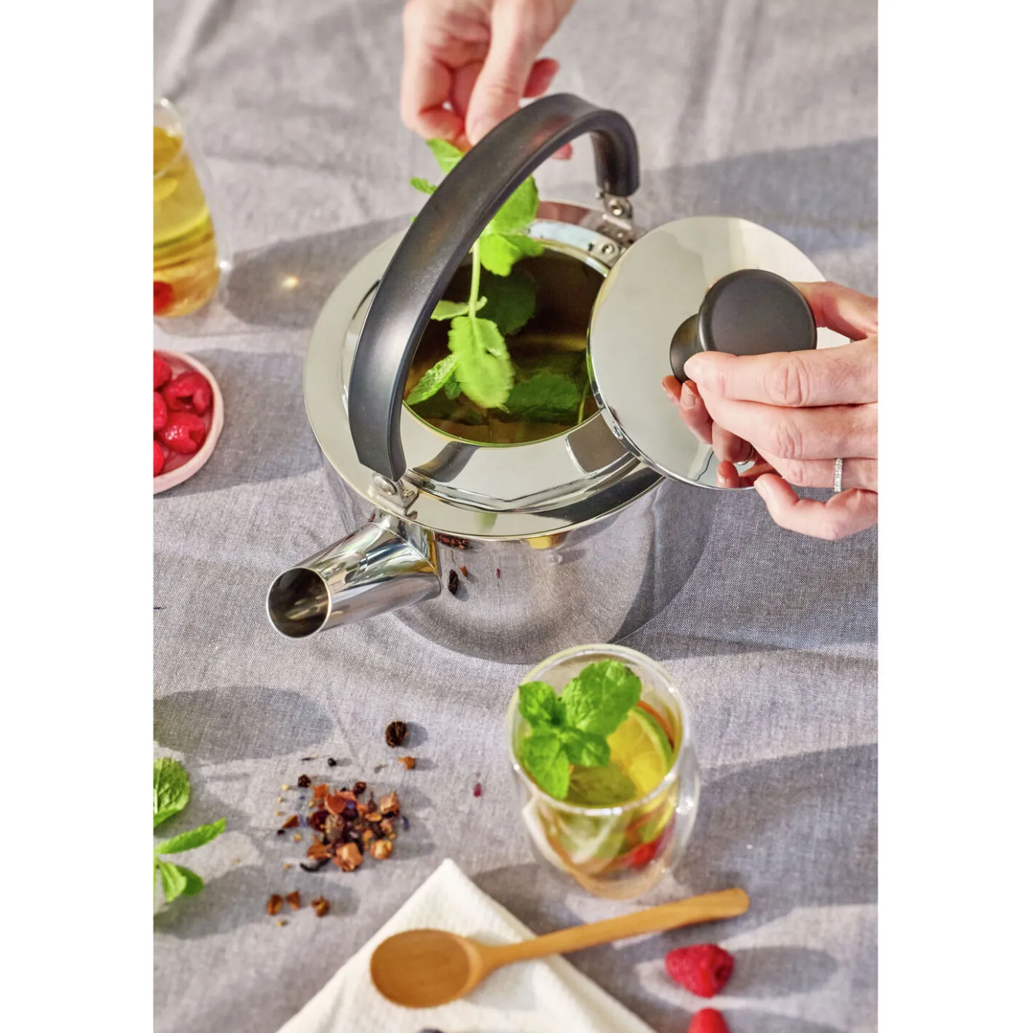 4.75 qt Tea Kettle, 18/10 Stainless Steel
