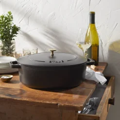 6.25 qt, Wide Oval Dutch Oven, black matte