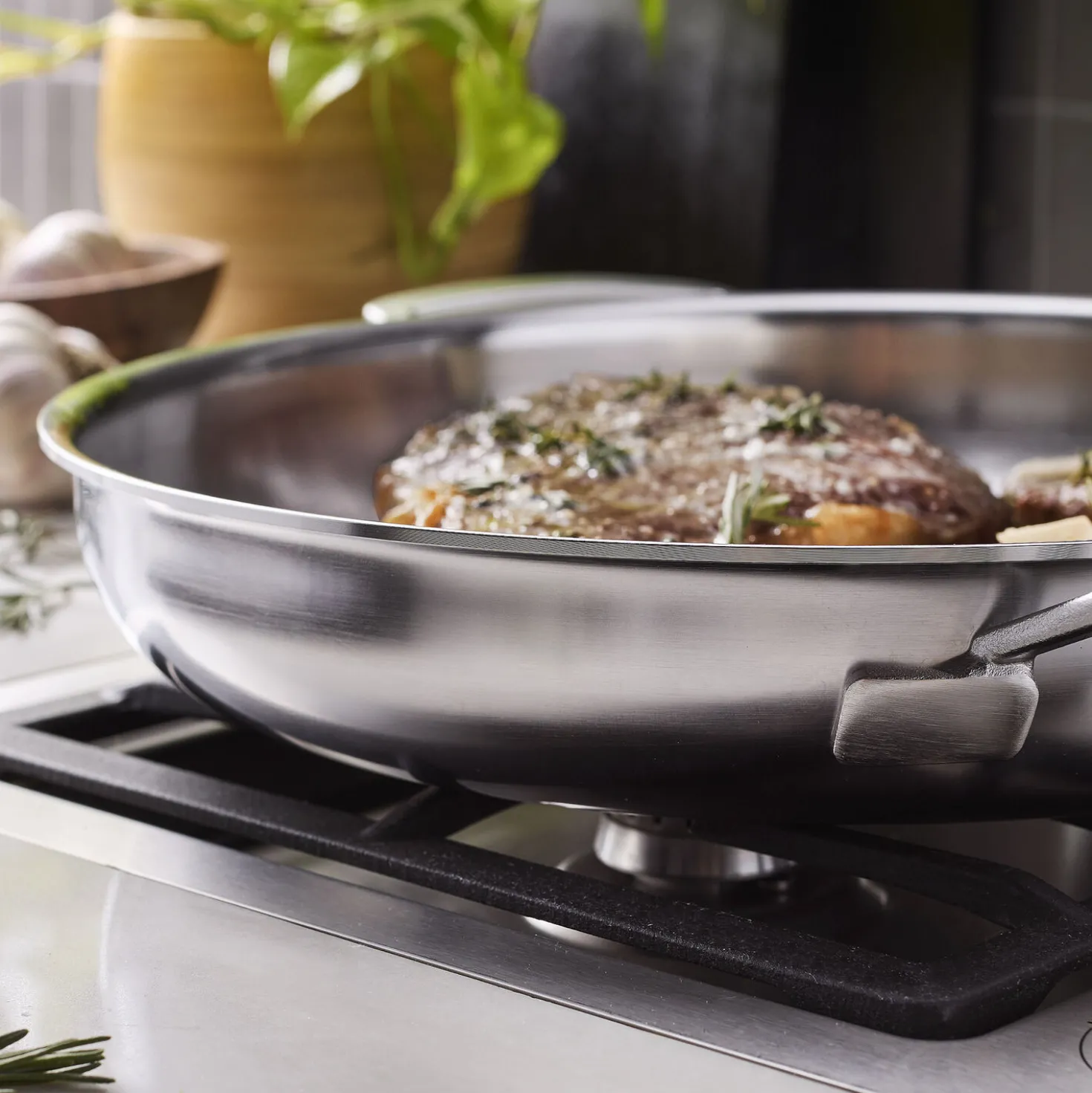 12.5-inch, 18/10 Stainless Steel, Fry Pan With Helper Handle
