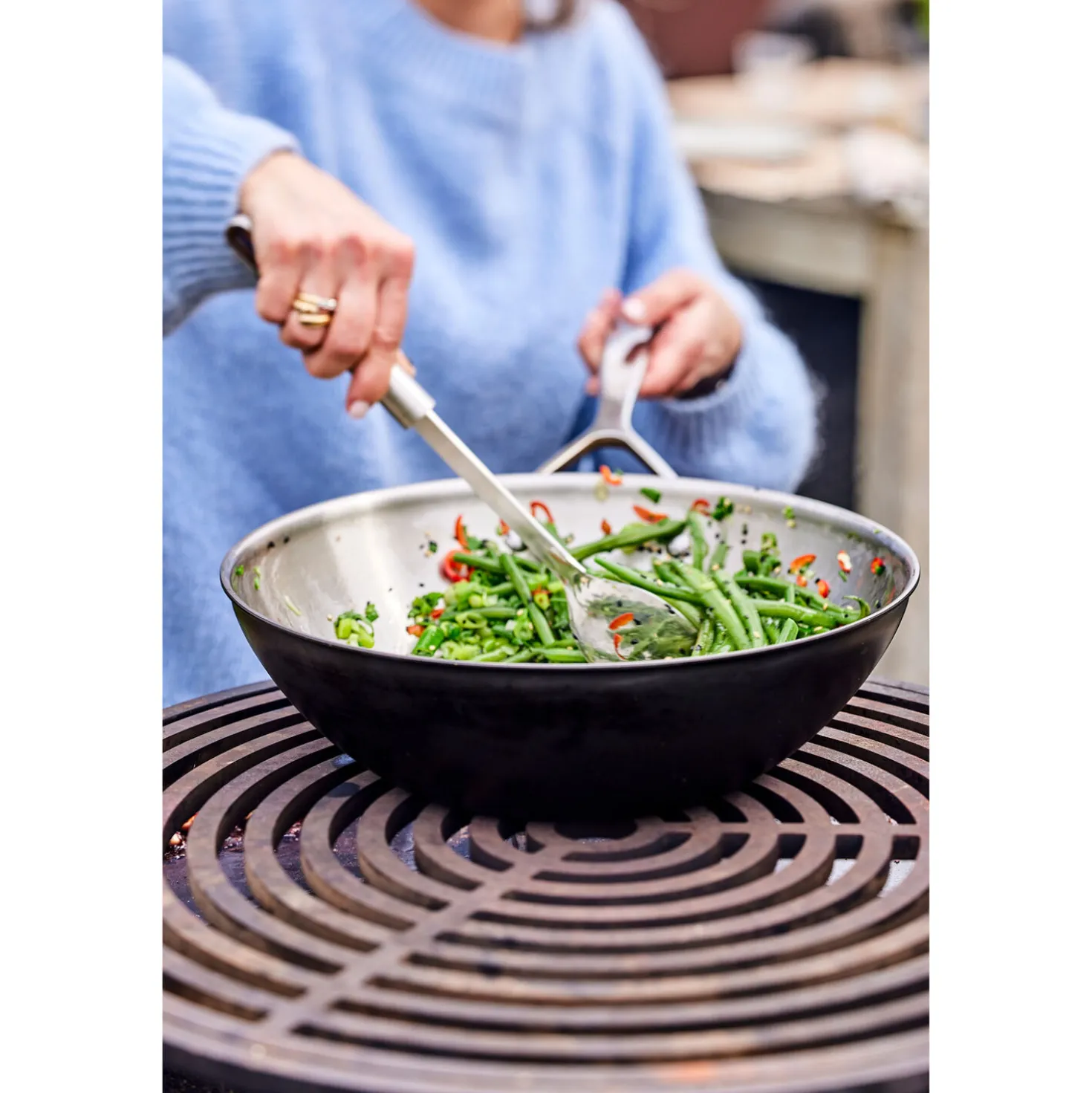 12-inch, 18/10 Stainless Steel, Wok, Silver-black
