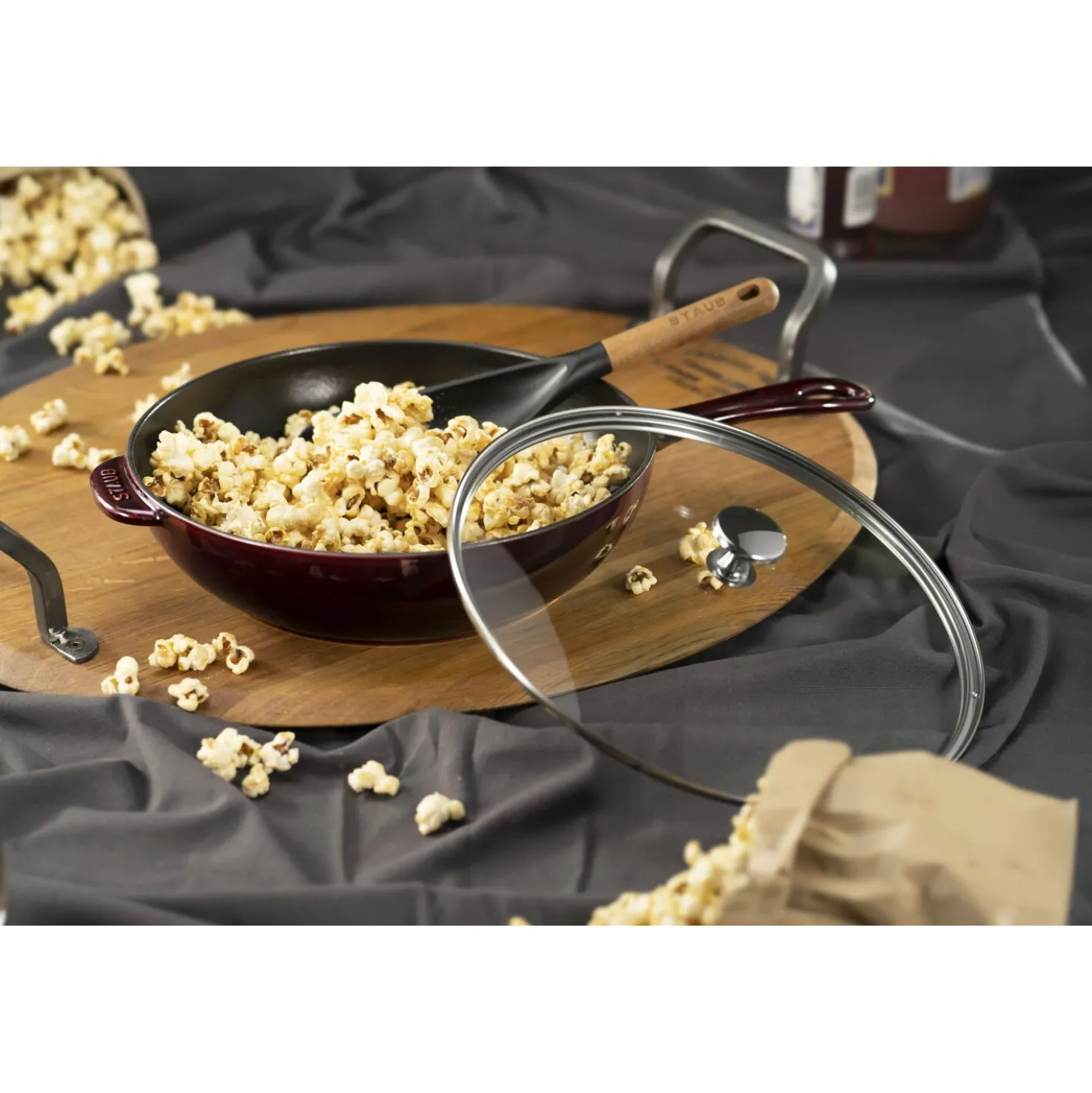 10-inch, Daily Pan With Glass Lid, Grenadine