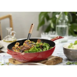 10-inch, Daily Pan With Glass Lid, Cherry