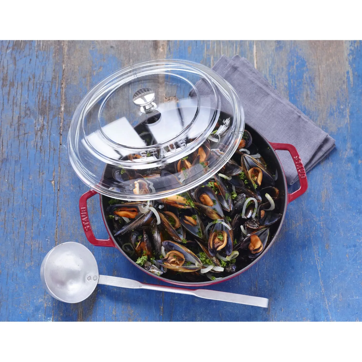 11-inch Glass Domed Lid