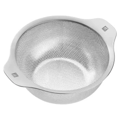 7.5-inch Strainer, 18/10 Stainless Steel