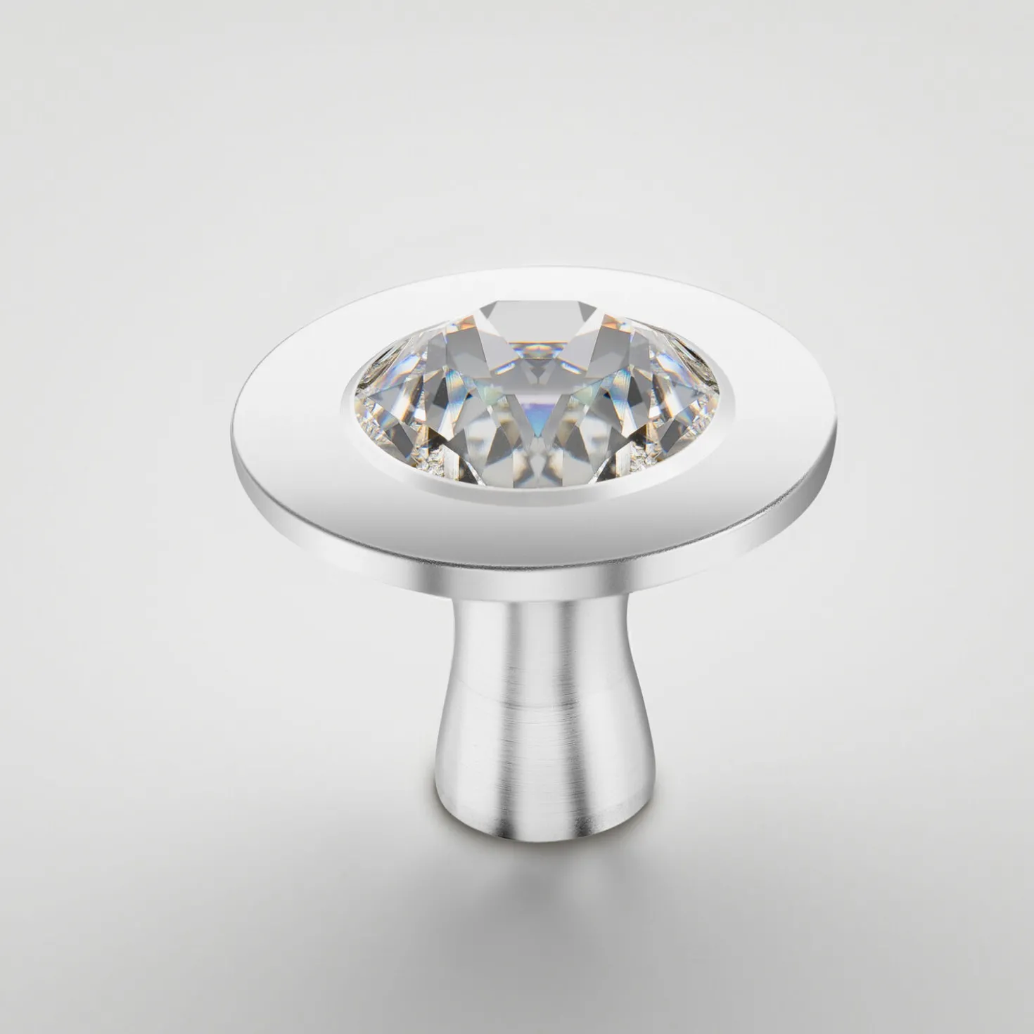 Knob Adorned With Crystal By Swarovski