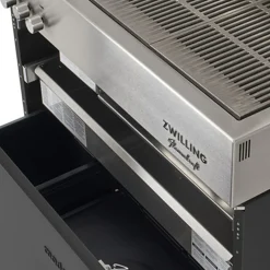 Natural gas grill, ivory-white