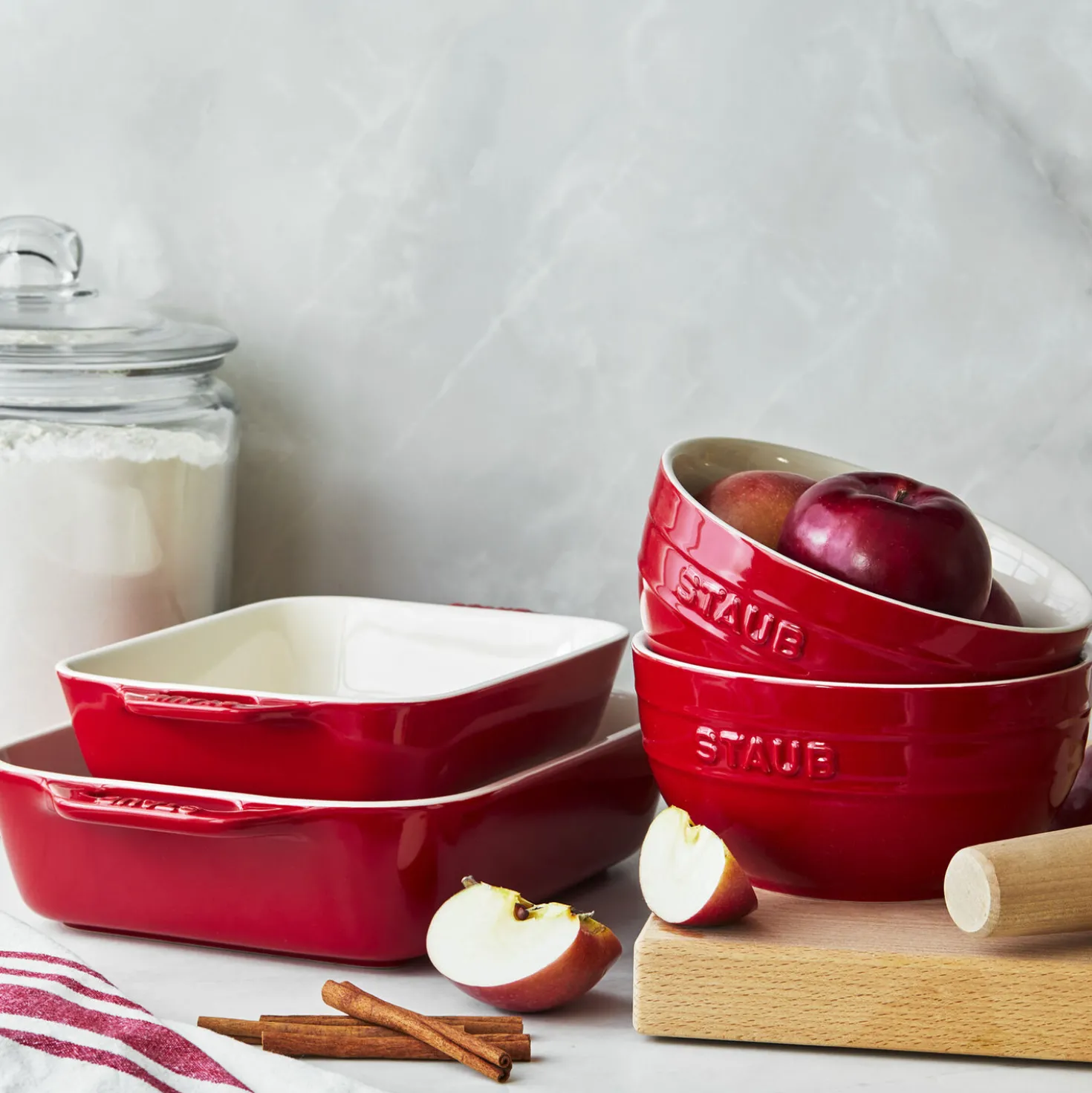 4-pc, Baking And Bowl Set, Cherry