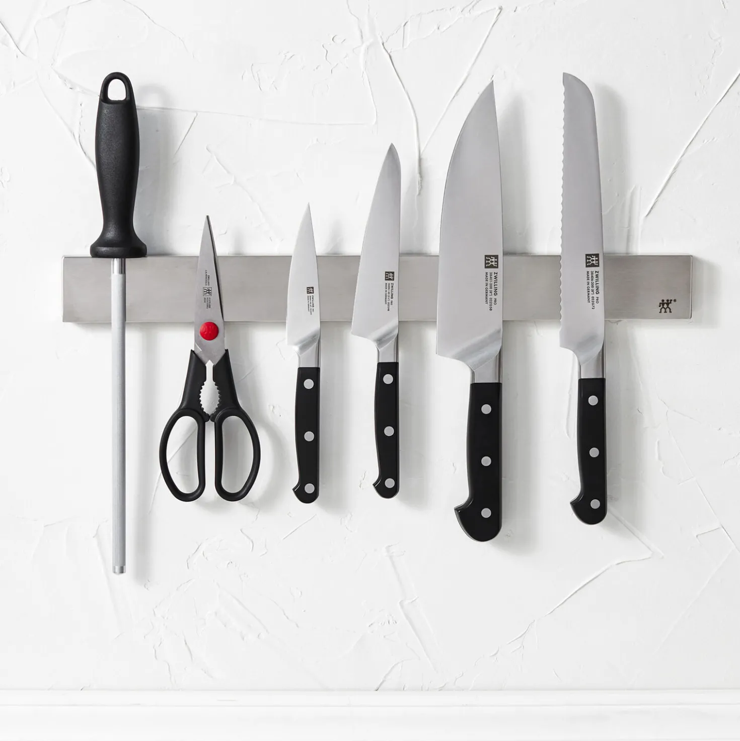 7-pc, Set with 17.5" Stainless Magnetic Knife Bar