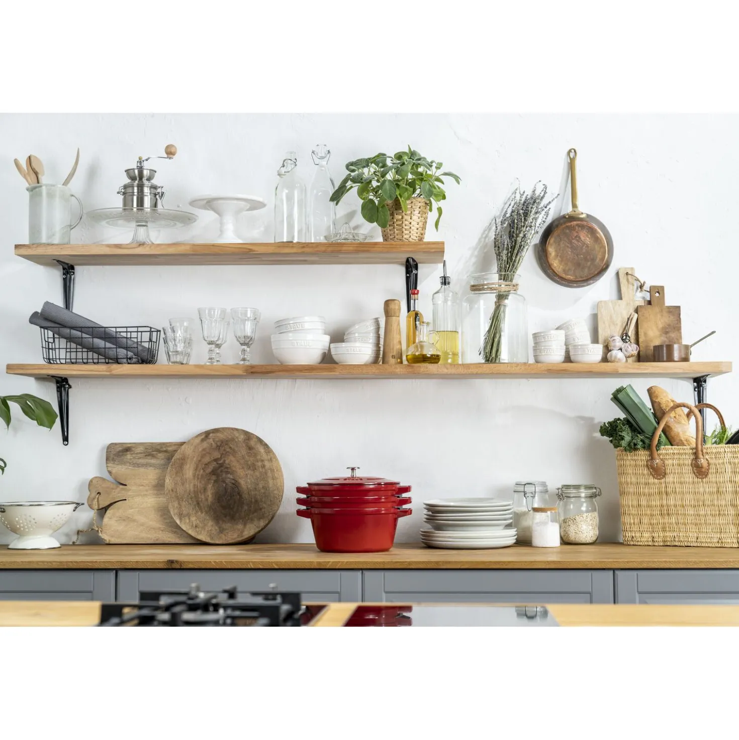 4-pc Stackable Set, Cherry, Cast Iron