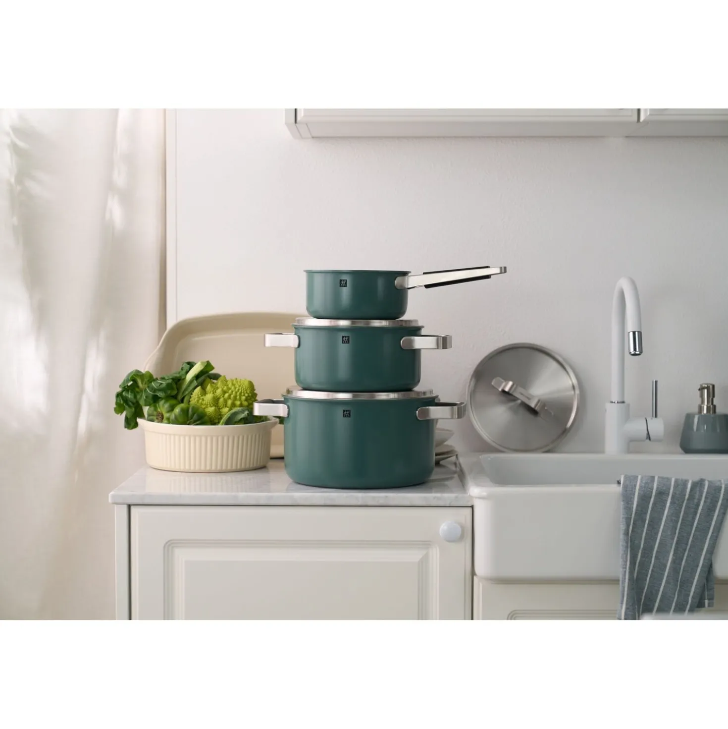 Pots and pans set, 6-pc, 18/10 Stainless Steel