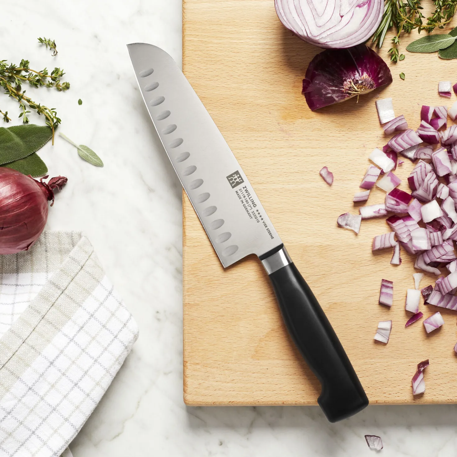 Santoku 7 inch, hollow edge